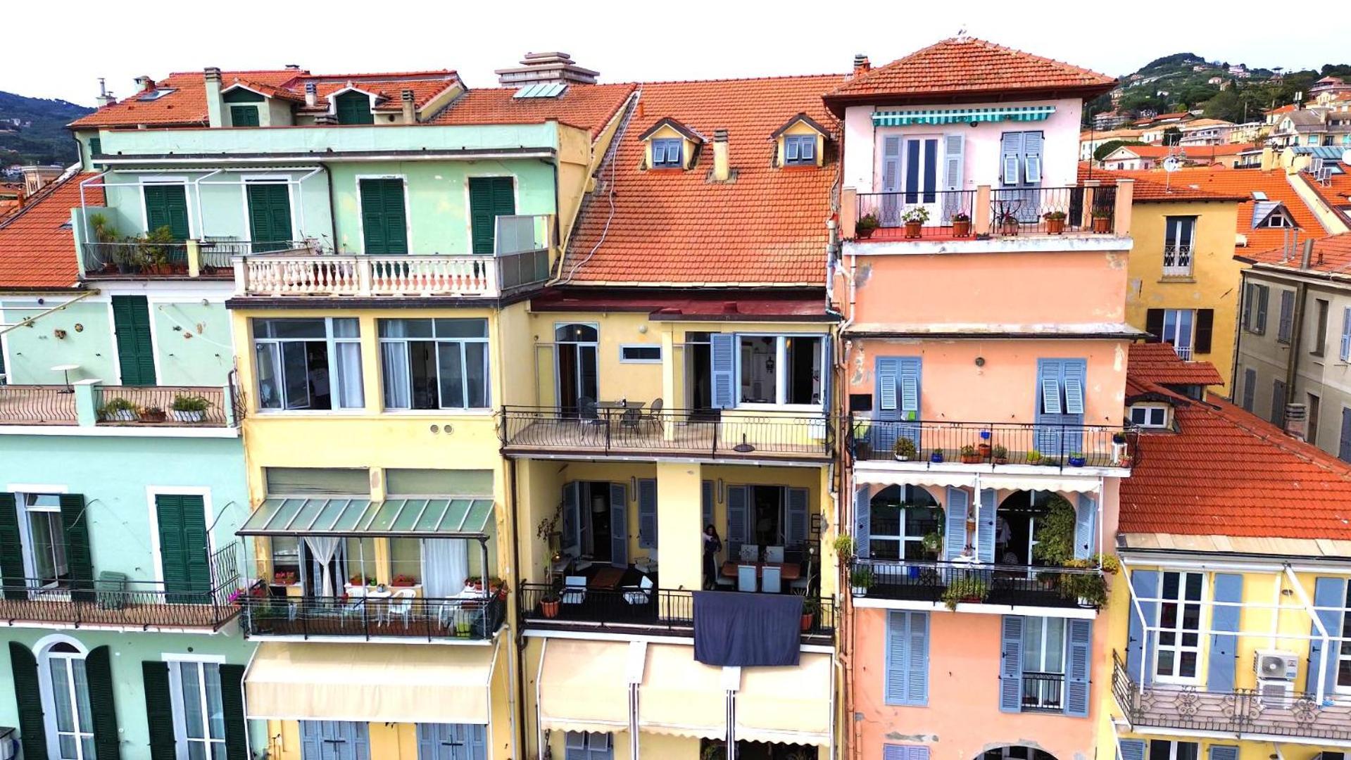 Da Guido Apartment Imperia Exterior photo
